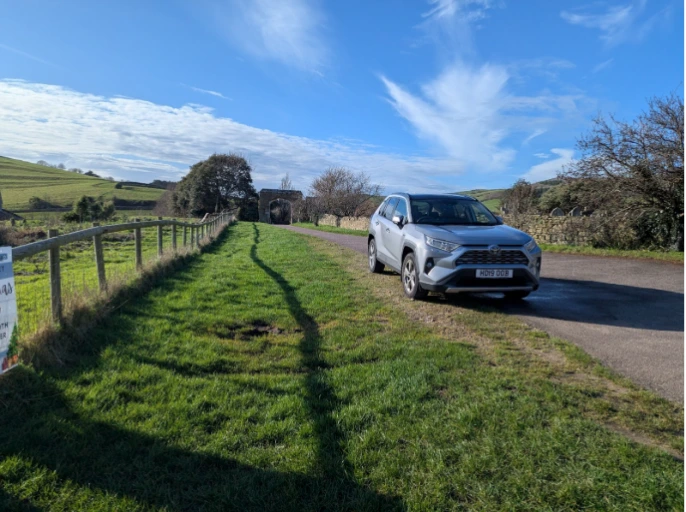 The drive approaching the Abbey House Guest House